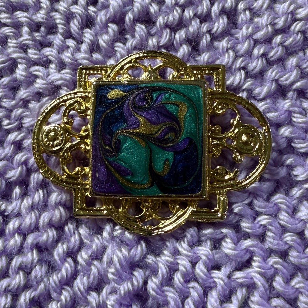 Vintage Gold Tone Brooch‎ Purple Green Swirl Design Square Pin